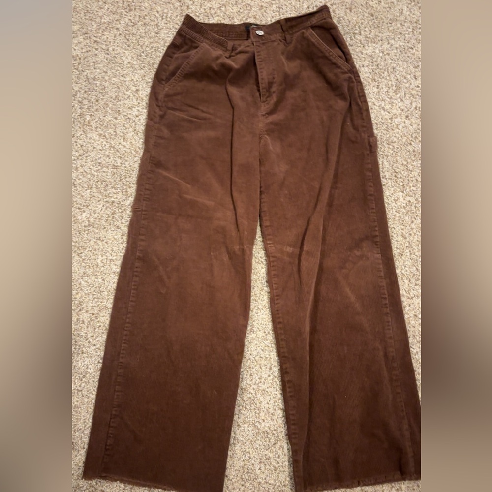 Brown Women’s Corduroy Forever 21 Pant - Large